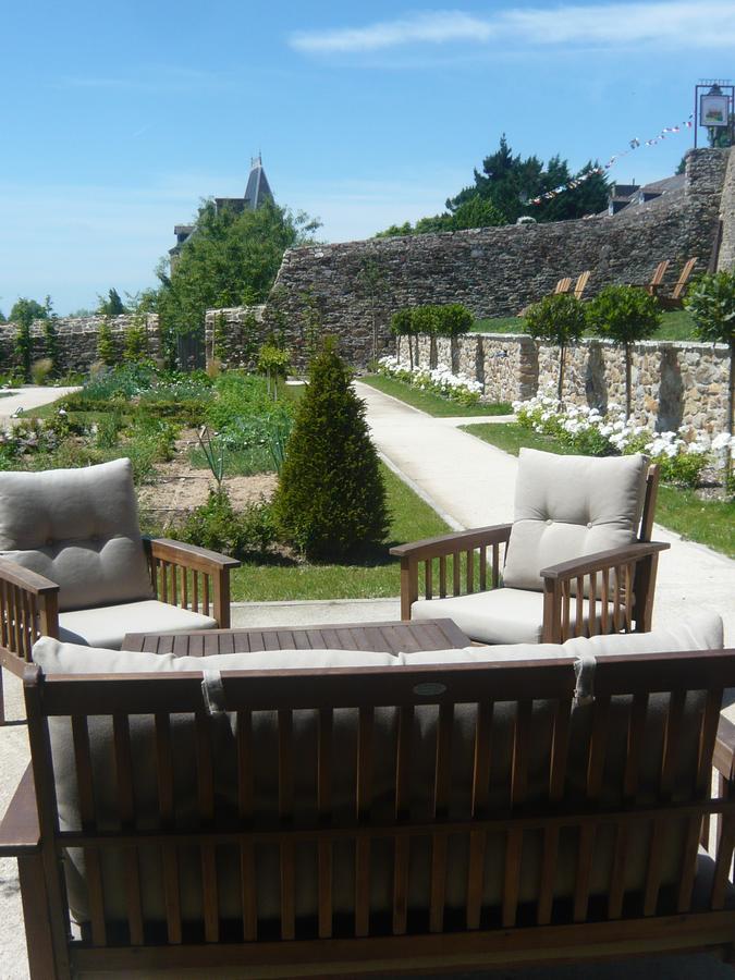 Jardin Des Simples Hotel Mont-Dol Exterior foto
